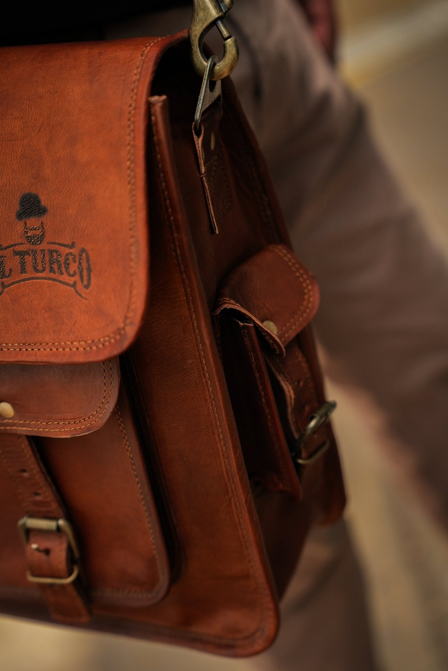 Maletin de cuero DAHEE